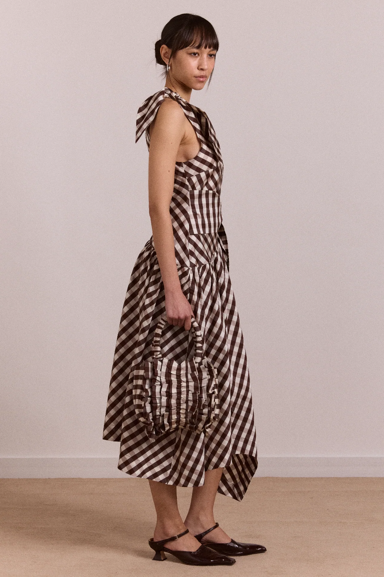 Alani Ruffle Bag - Choc - Image 4