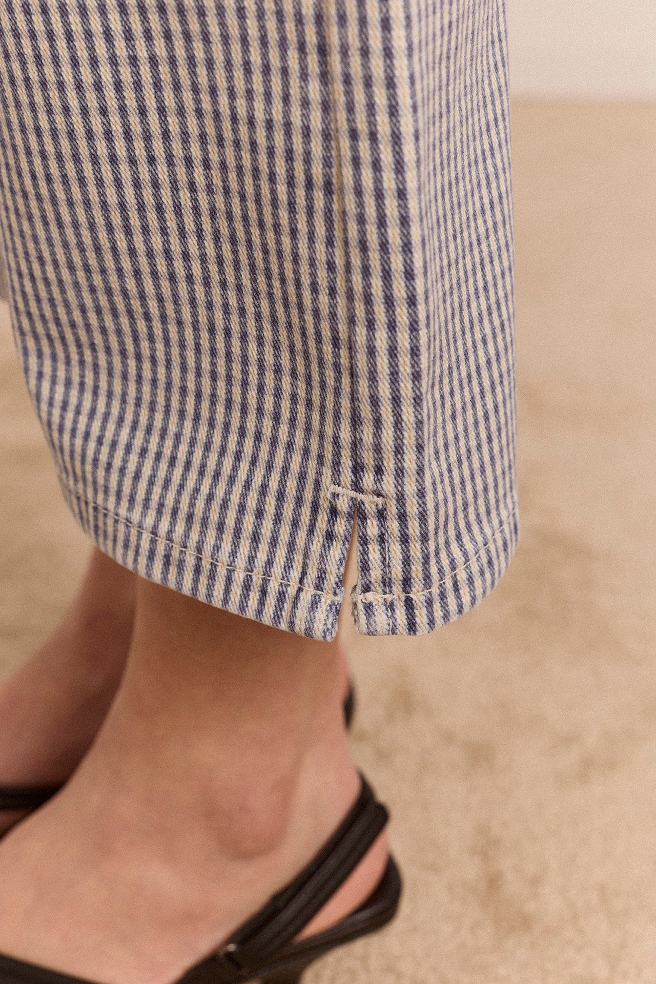 Anya Capri Jeans - Micro Check - Image 10
