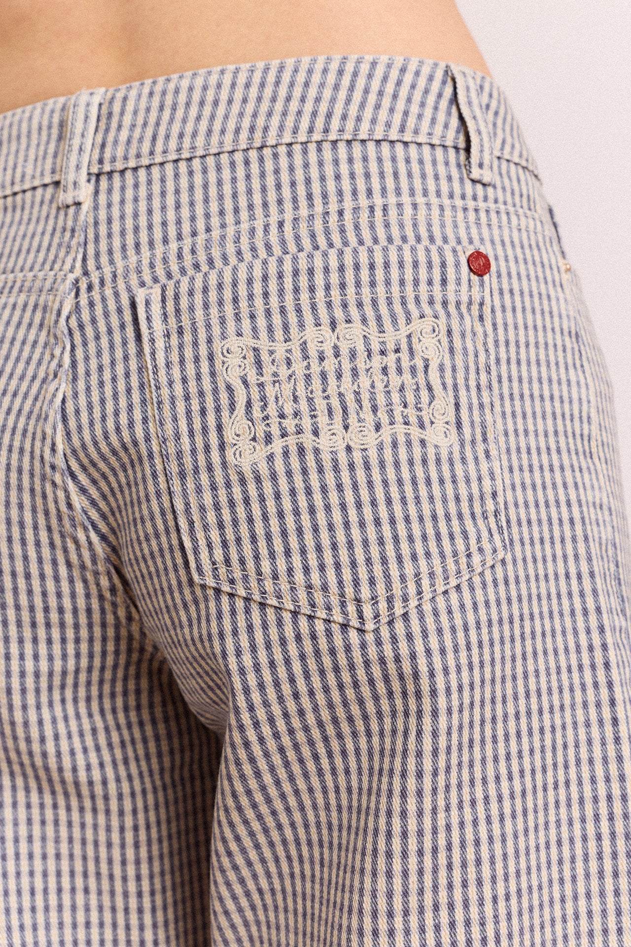 Anya Capri Jeans - Micro Check - Image 9