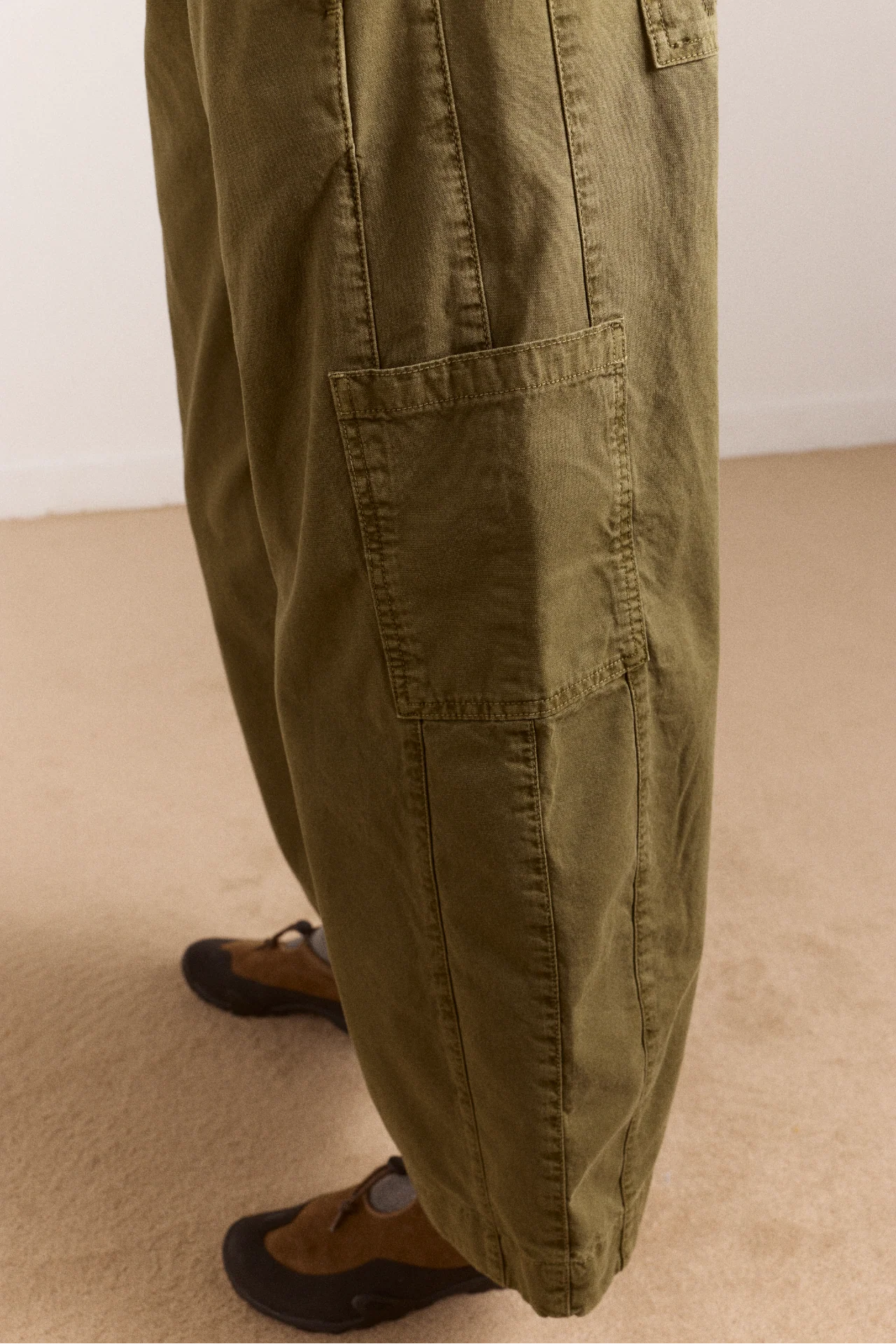Felix Twill Trousers - Olive - Image 15