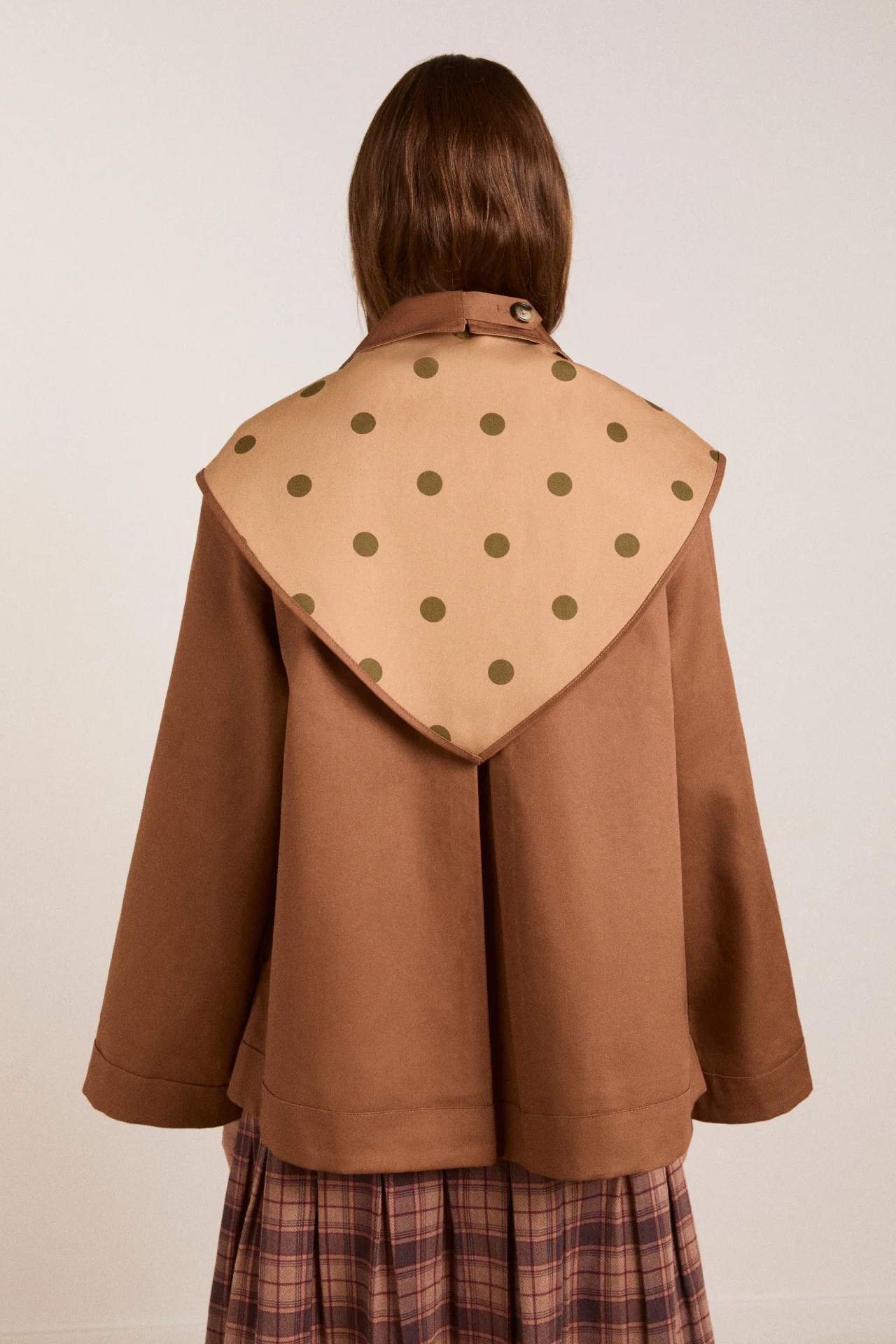 Reversible Jerry Crop Trench Coat - Camel Spot - Image 11