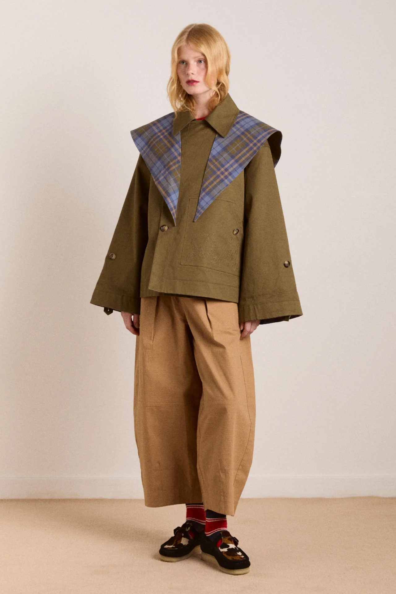 Reversible Jerry Crop Trench Coat - Olive - Image 18
