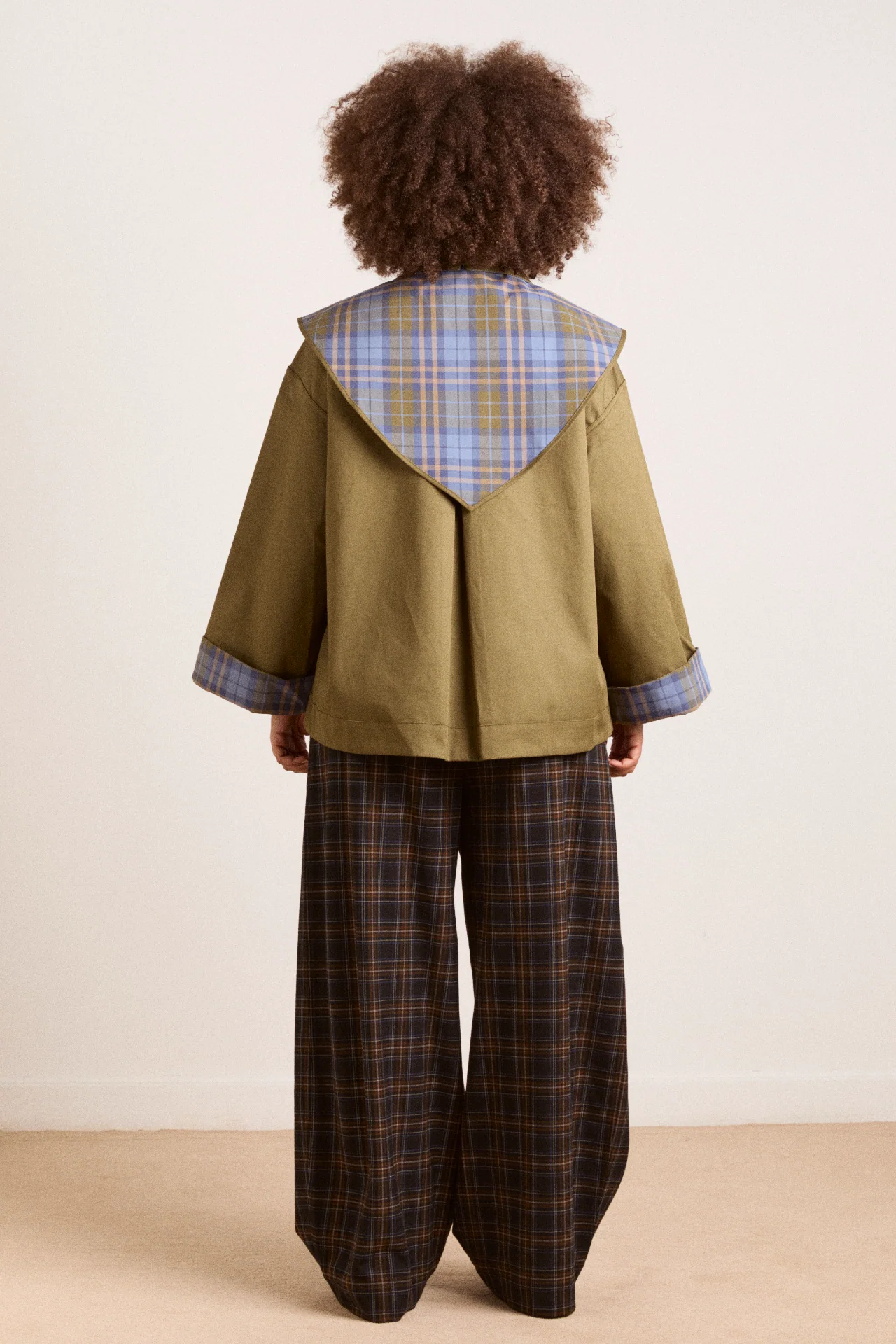 Reversible Jerry Crop Trench Coat - Olive - Image 8