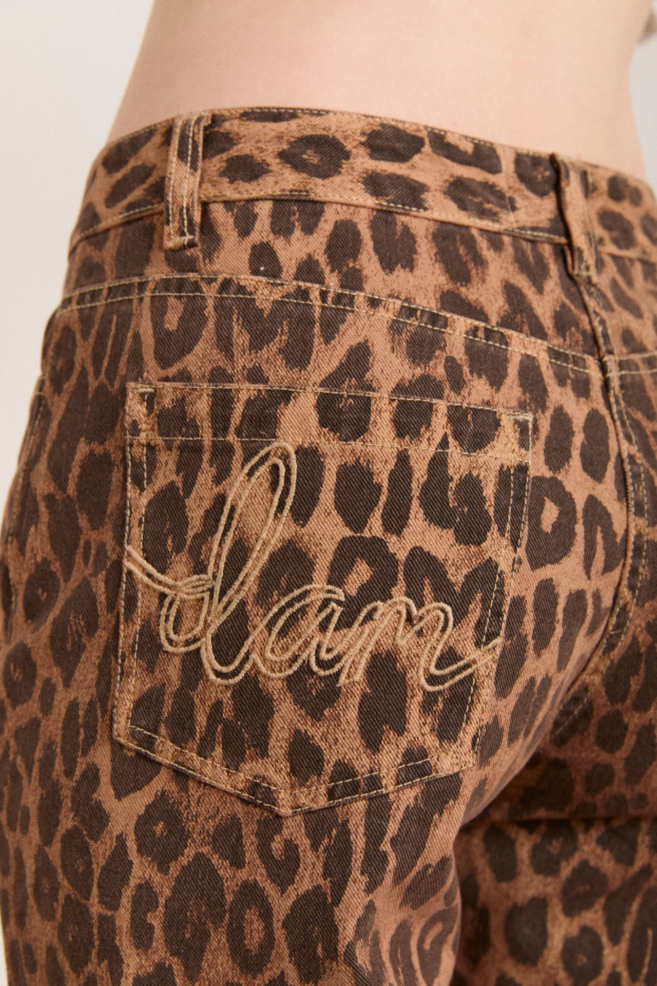 Kenny Twill Trouser- Leopard - Image 8