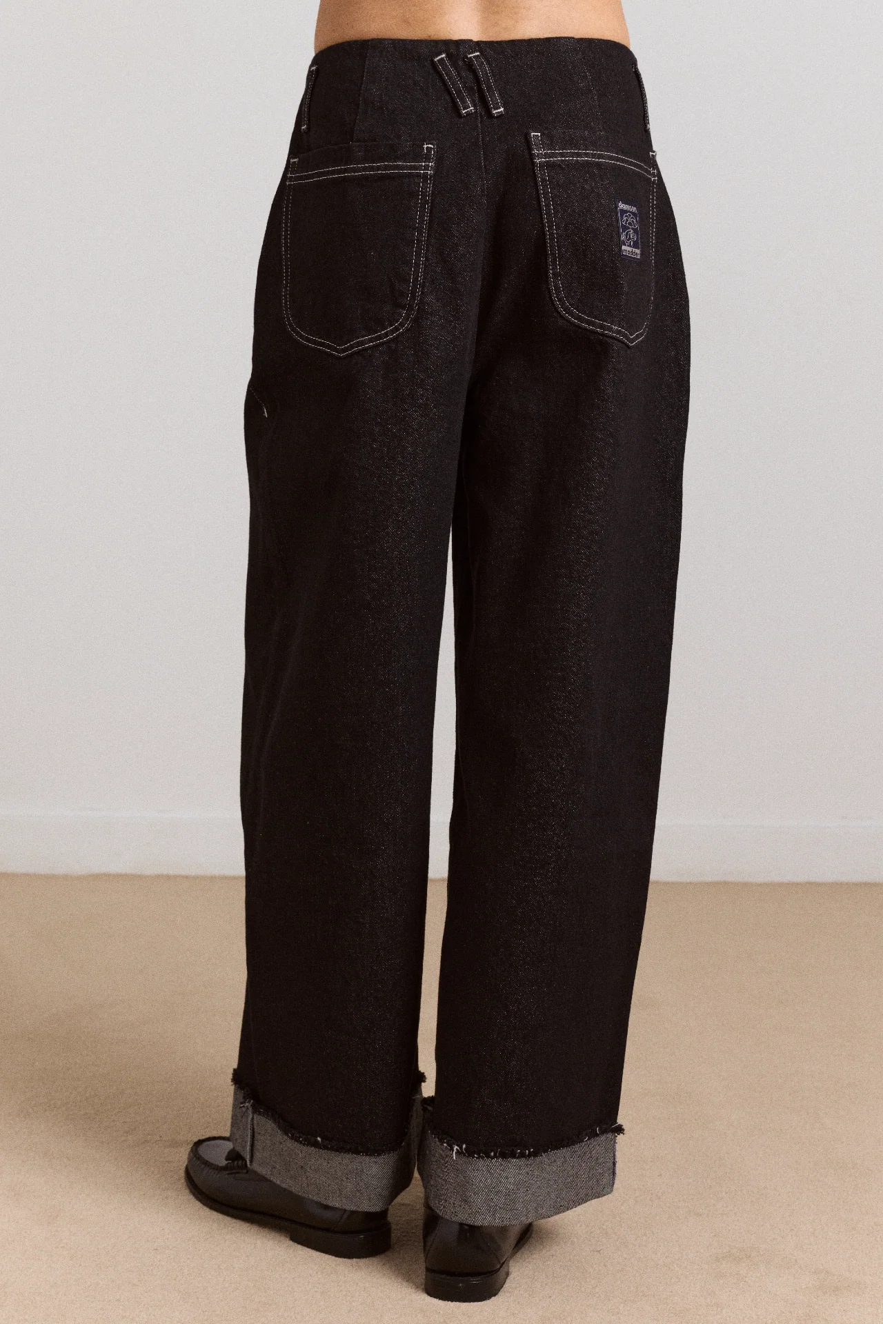 Loose Fit Pascal Jeans - Black Wash - Image 9