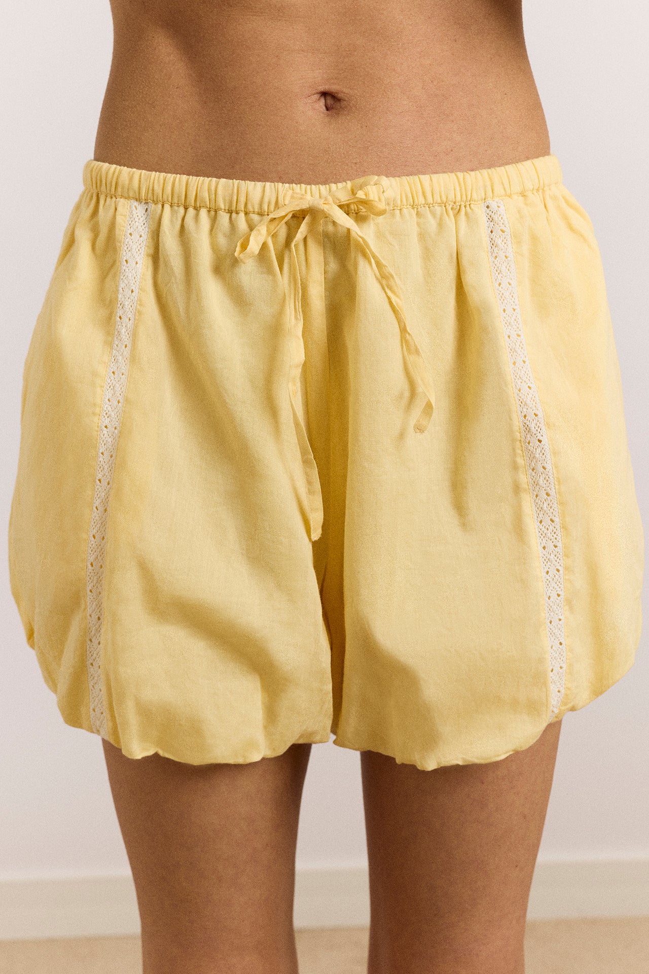Maura Lace Trim Short - Butter - Image 5