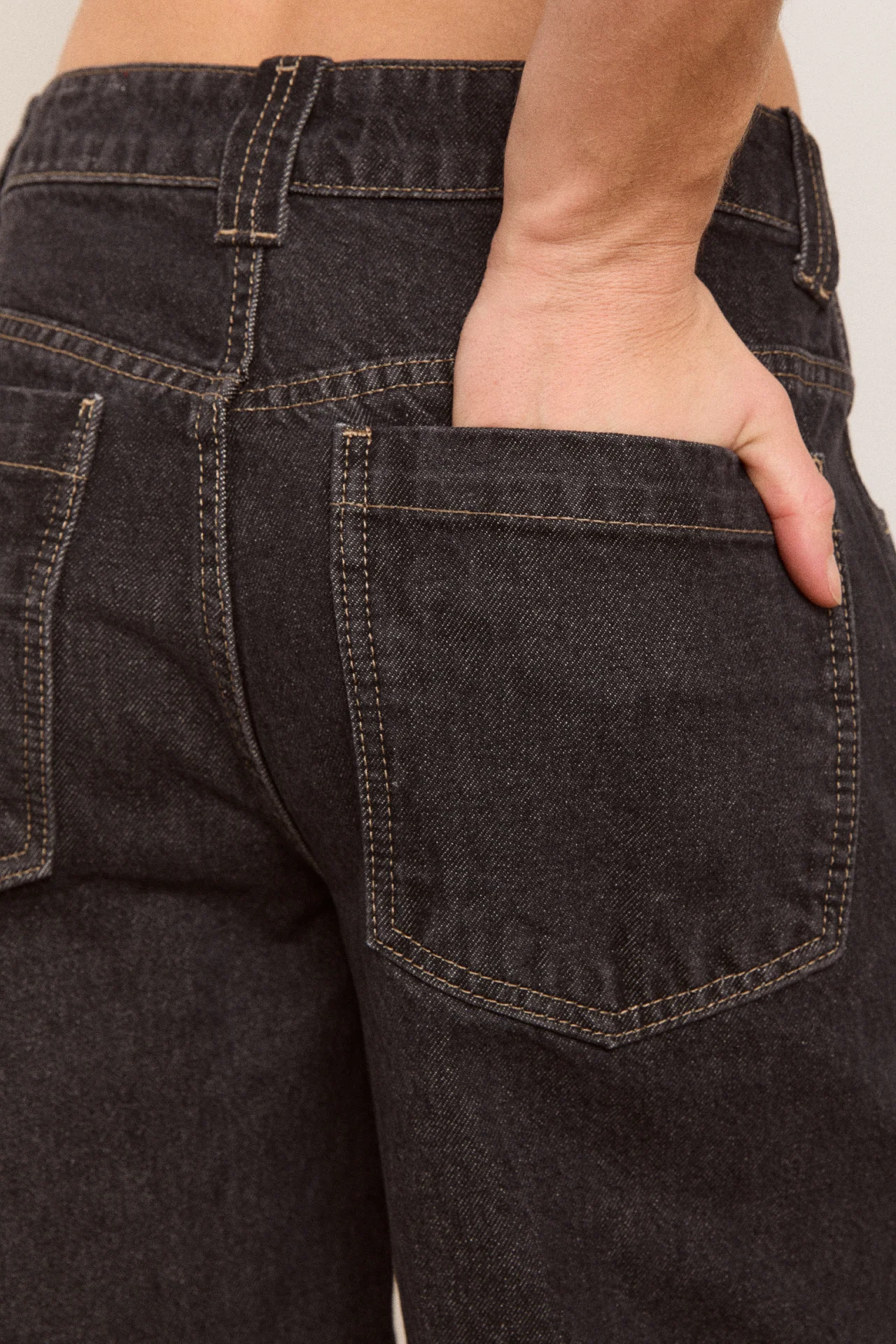Sylvie Reversible Jean - Image 12