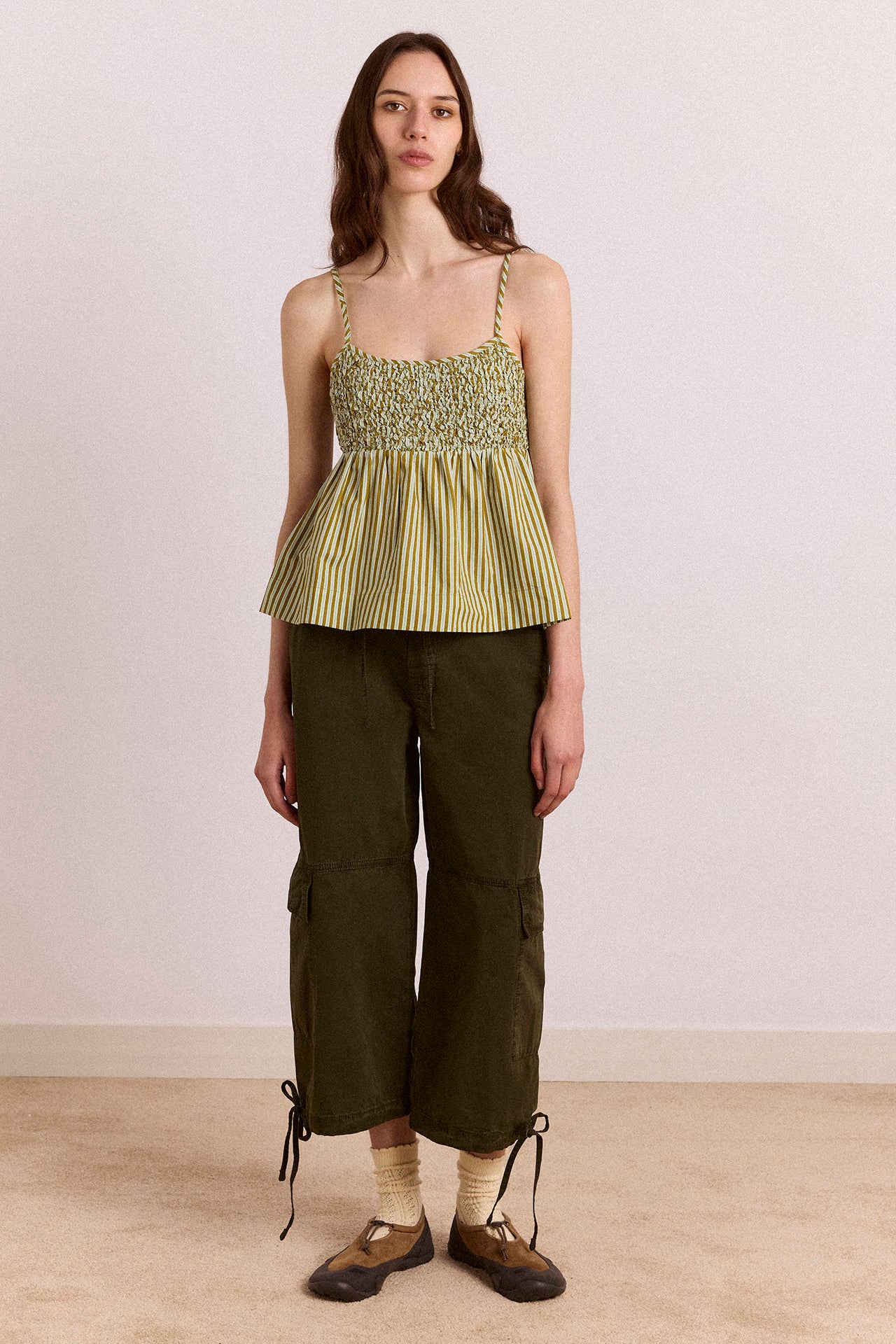 Toshi Utility Capri Trouser - Dark Khaki - Image 3