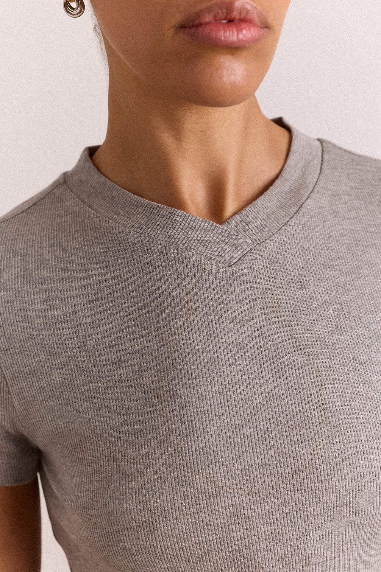 Zola Short Sleeve Tee - Grey Marl - Image 9